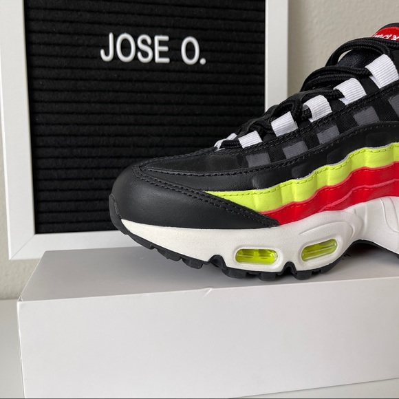 NIKE AIR MAX 95 NEON RED WOMENS SHOES SIZE 5.5 BLA - Picture 6 of 10